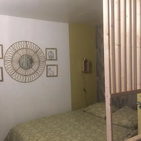 Apartmán Agreable Rdc Maison- Pkg Prive - Proche De Lyon Les Cheres
